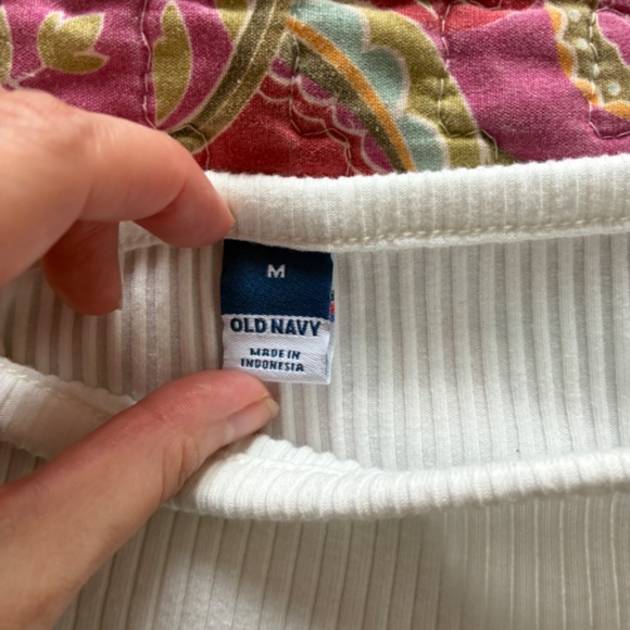 Old Navy Rib-Knit Cami Top - Picture 5 of 5